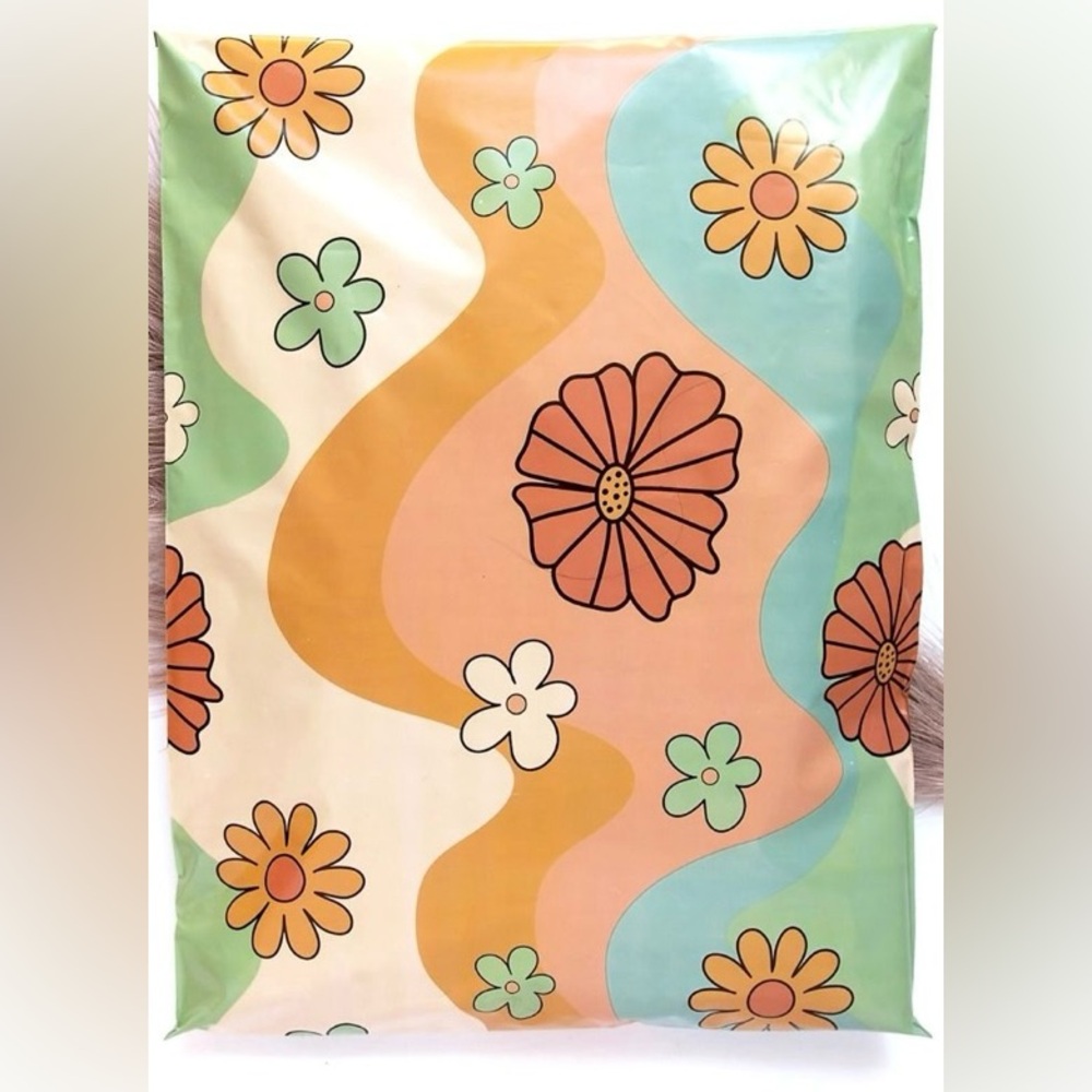 10 Retro Floral Patterned Poly Mailers